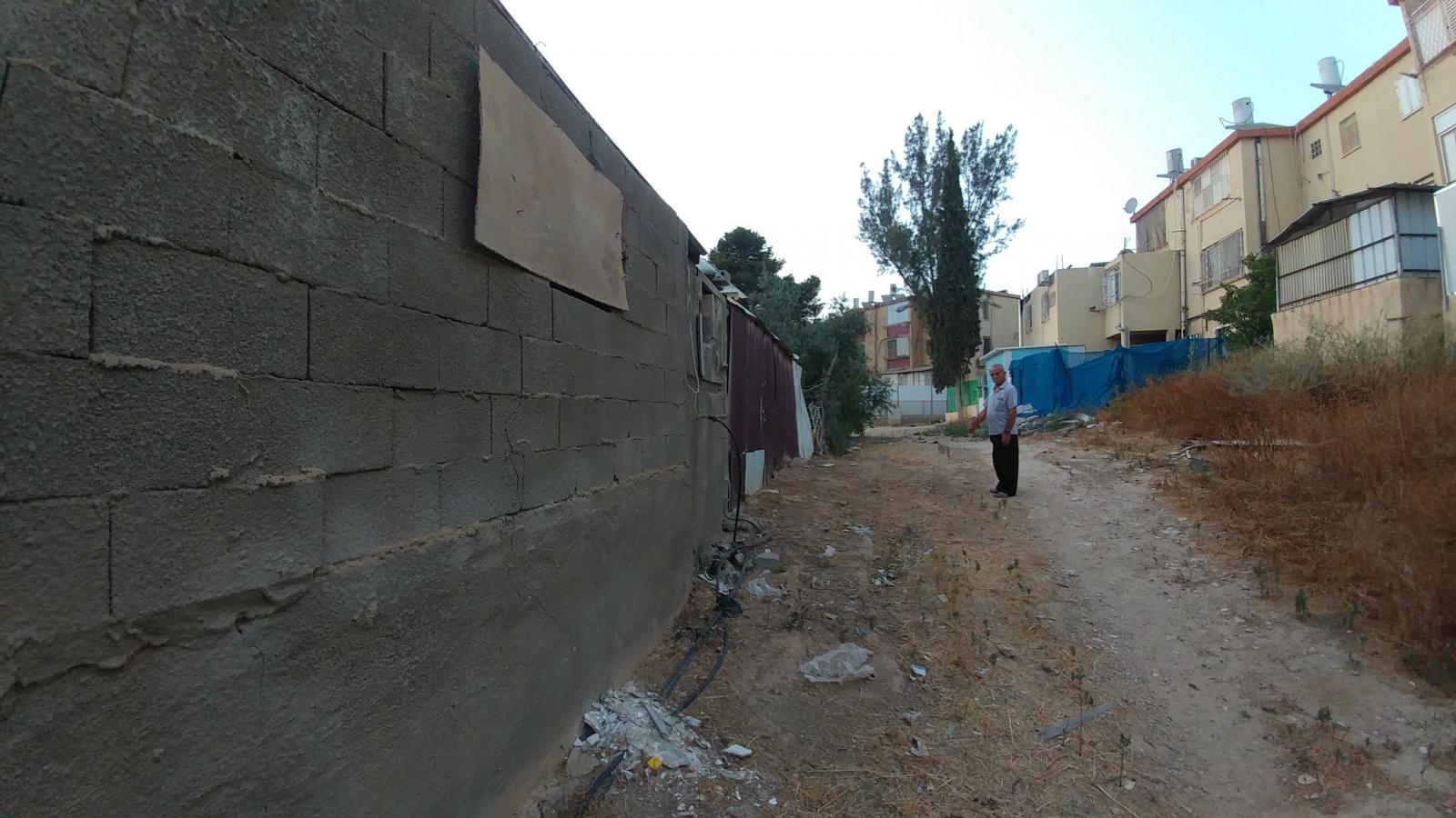 זה לא צולם במחנה פליטים, אלא בשכונה בבאר שבע (צילום: דני בלר)